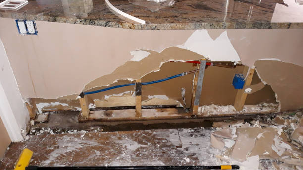 Sewage cleanup and water damage restoration in TX